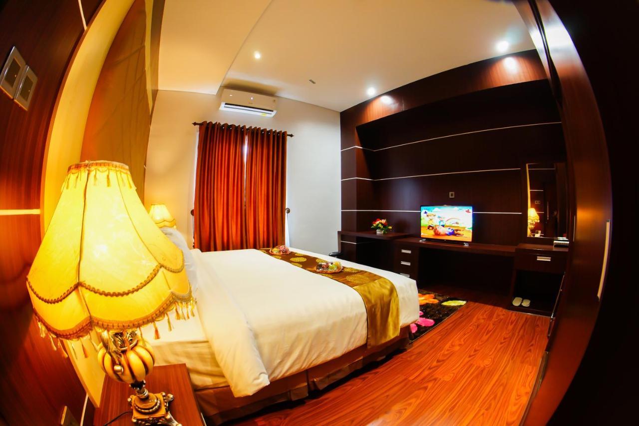 Singapore City Hotel Batu Bara Sungaibalai Exterior photo