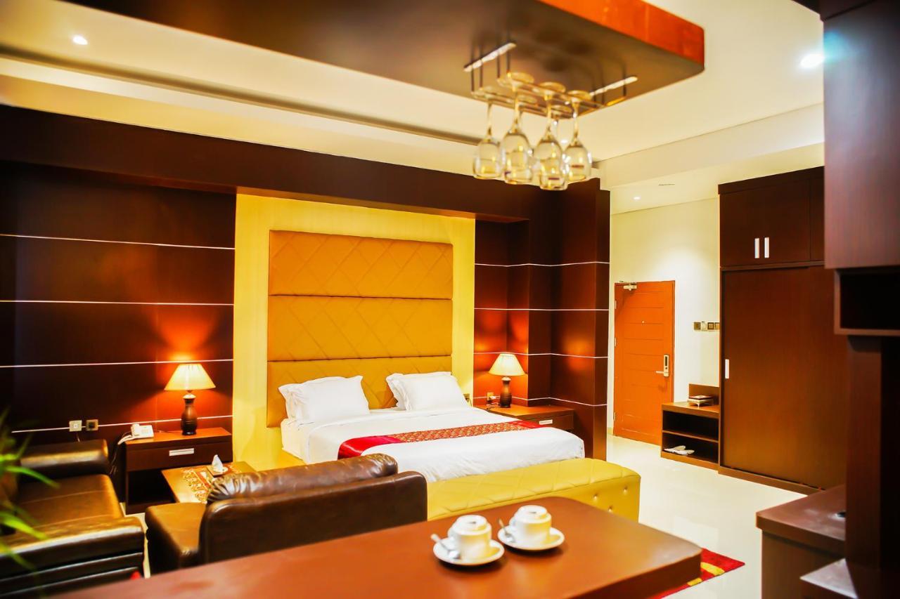 Singapore City Hotel Batu Bara Sungaibalai Exterior photo